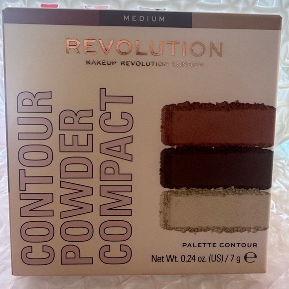 Contour Powder Compact - Picture 2 of 3